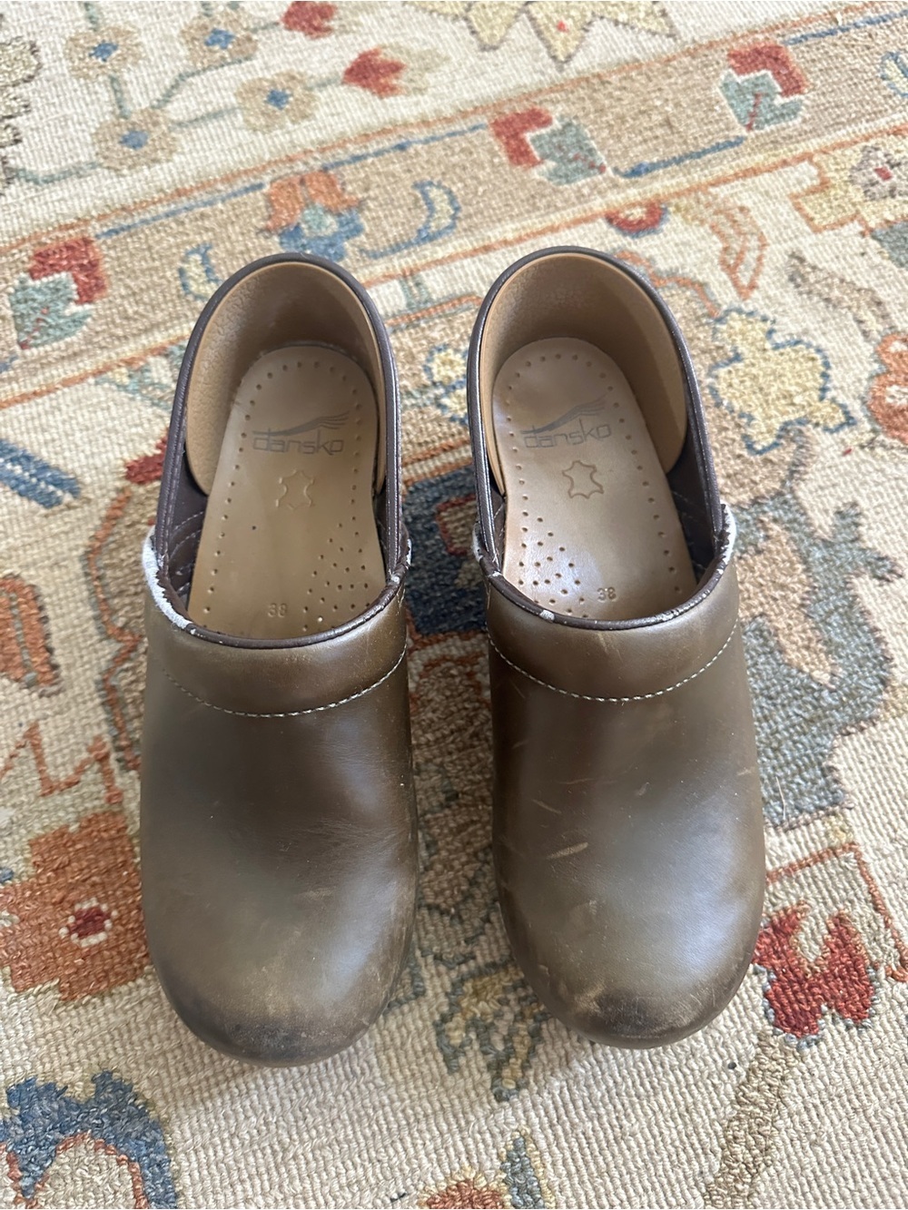 Dansko Brown Clogs sz 38